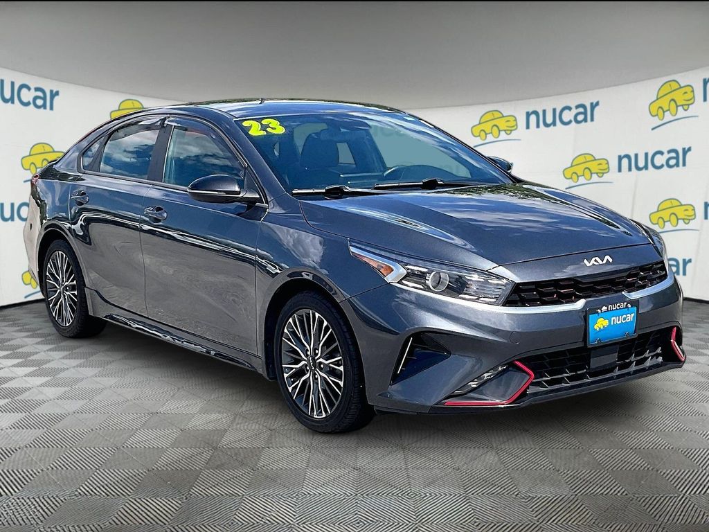 2023 Kia Forte — photo 1
