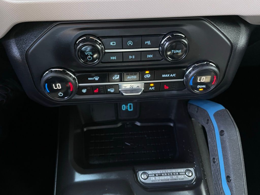 Thumbnail: 2024 Ford Bronco - 18