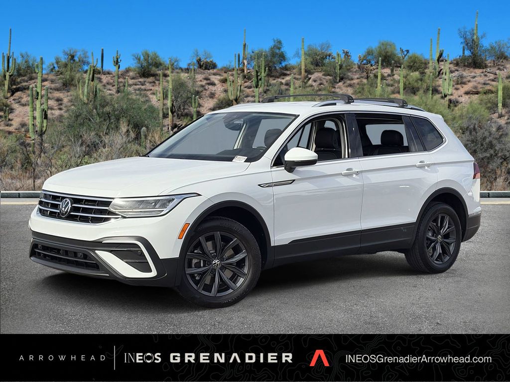 Pure White 2022 Volkswagen Tiguan SUV / Crossover All-Wheel Drive 8-Speed Automatic