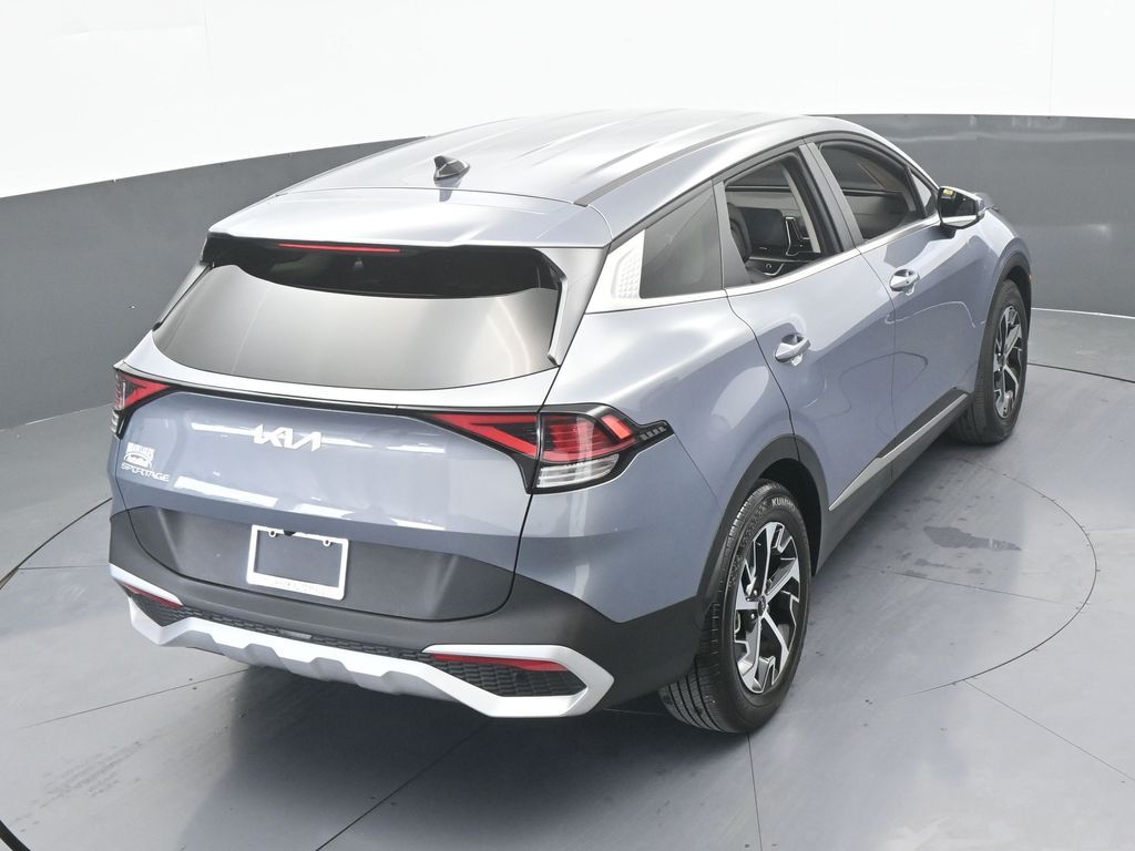 Used 2025 Everlasting Silver Kia EX image 53