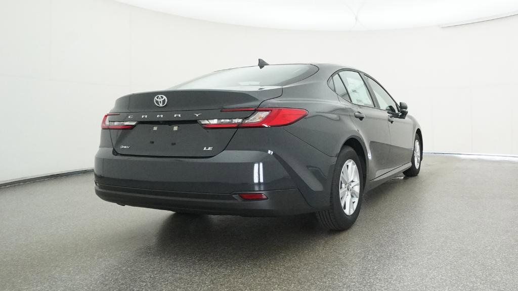 Thumbnail: 2025 Toyota Camry - 10
