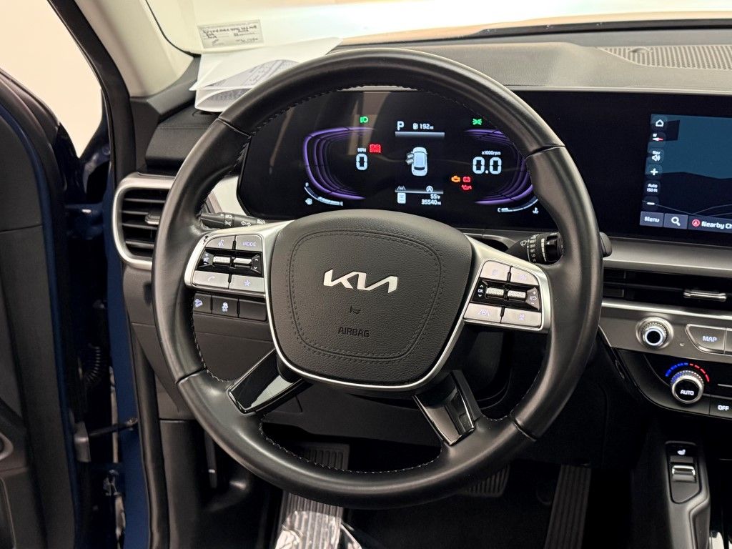 Thumbnail: 2023 Kia Telluride - 30