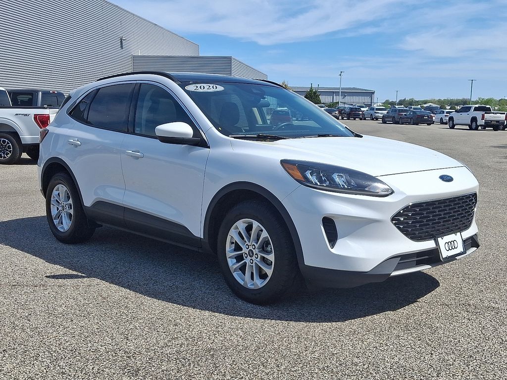 2020 Ford Escape SE 3