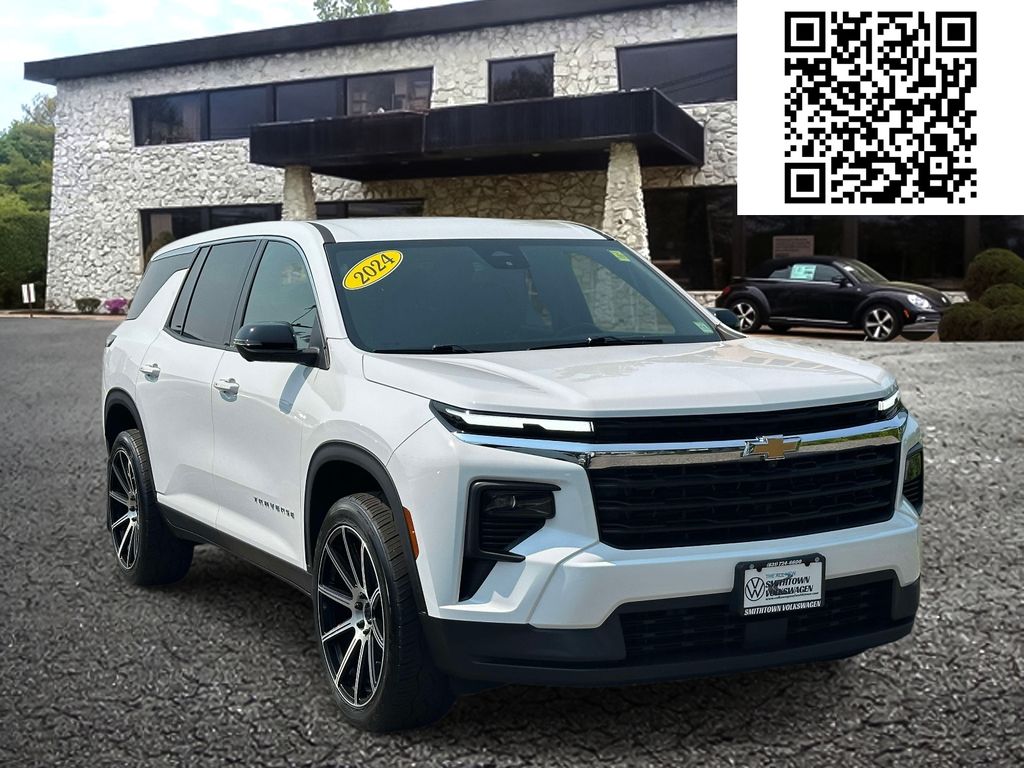 Summit White 2024 Chevrolet Traverse SUV / Crossover Four-Wheel Drive 8-Speed Automatic
