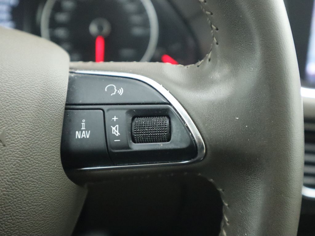 Thumbnail: 2014 Audi Q5 - 12