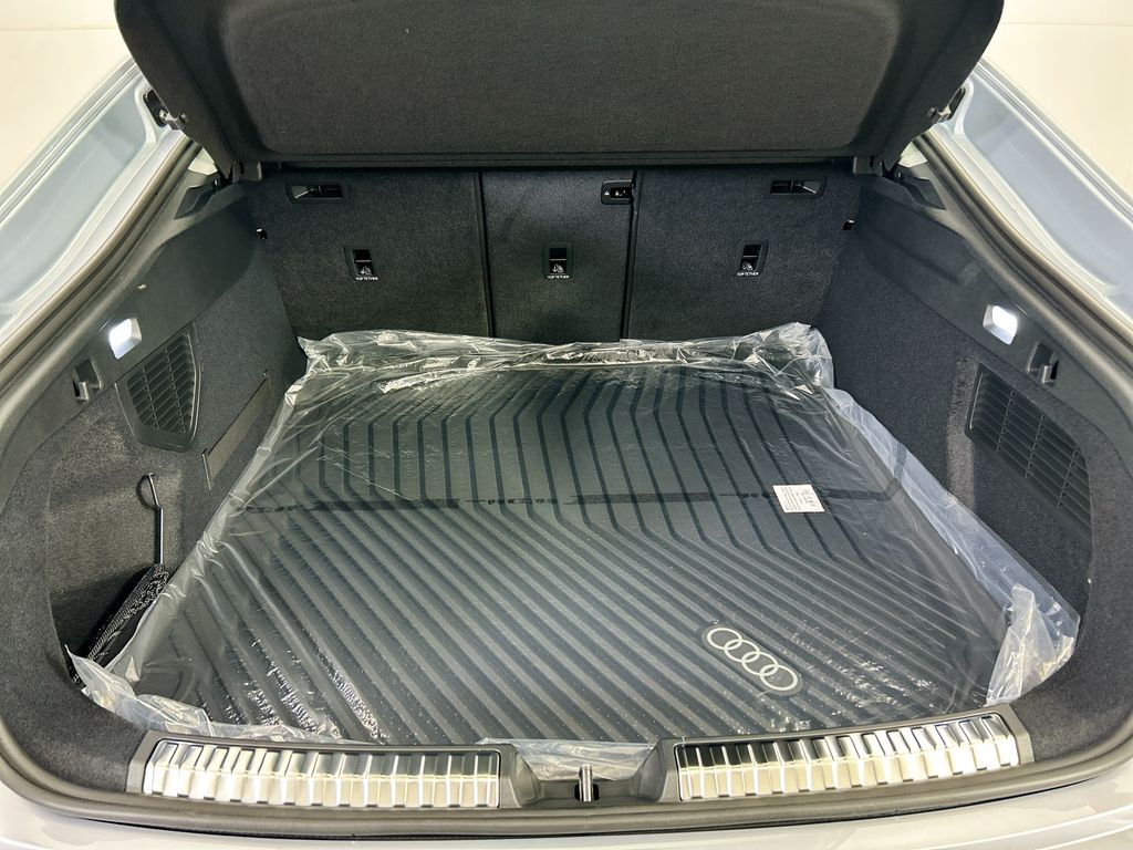 Thumbnail: 2025 Audi A5 - 28