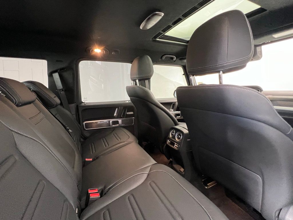 Thumbnail: 2025 Mercedes-Benz G-Class - 15