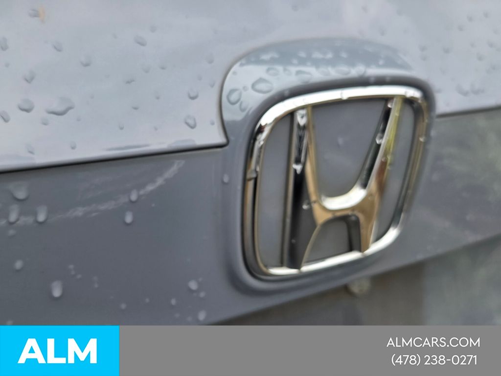 Used 2022  Honda Sport image 8