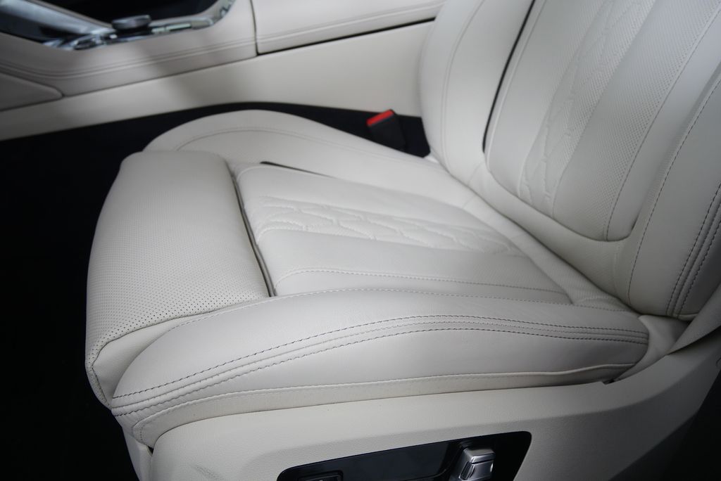 Thumbnail: 2026 BMW X6 - 9