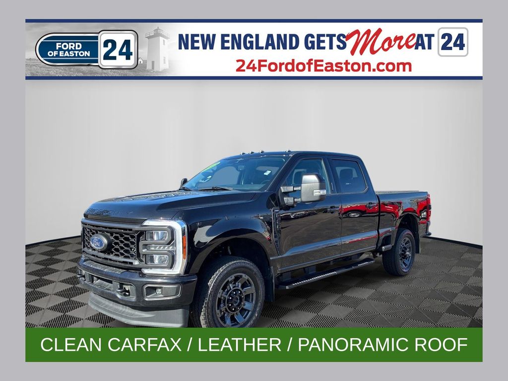 Black 2023 Ford F-350 Super Duty Lariat Crew Cab 4WD Pickup Truck Four-Wheel Drive Automatic