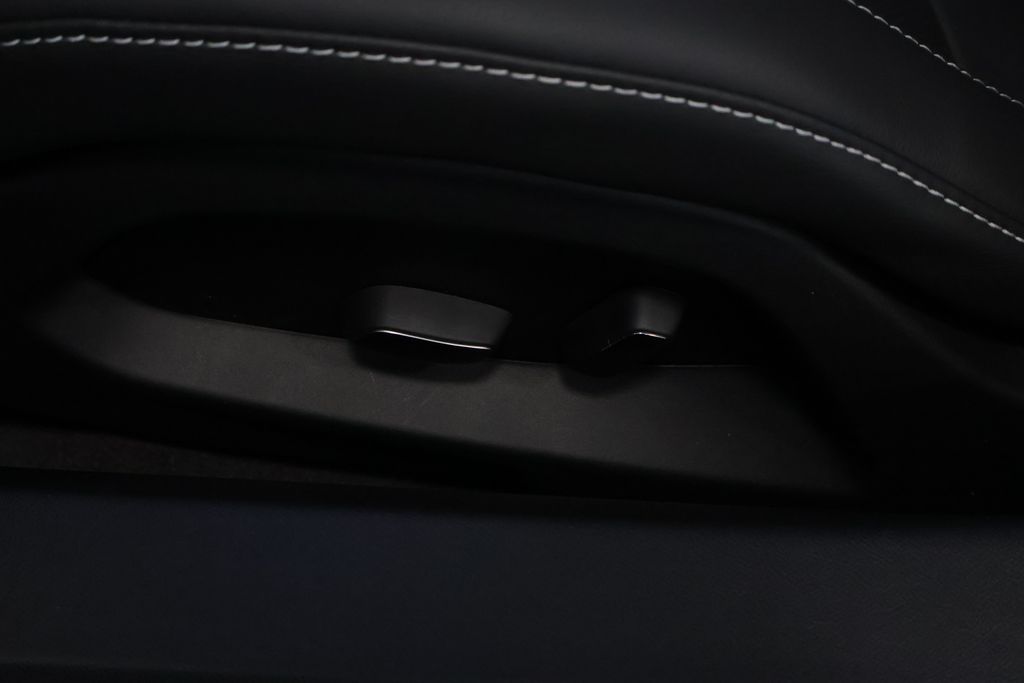 Thumbnail: 2026 Chevrolet Corvette - 17