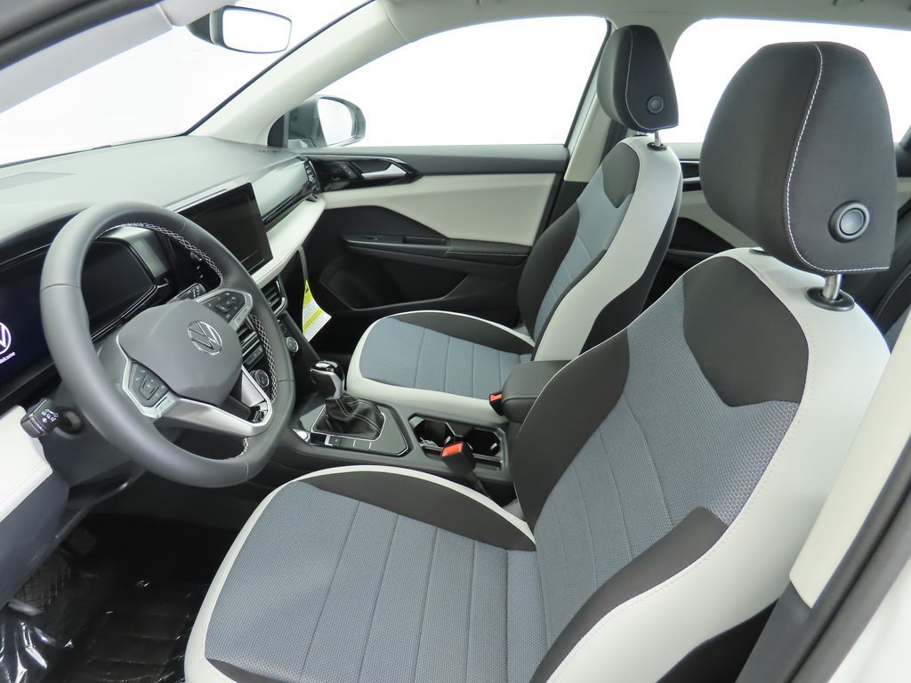 Thumbnail: 2026 Volkswagen Taos - 17