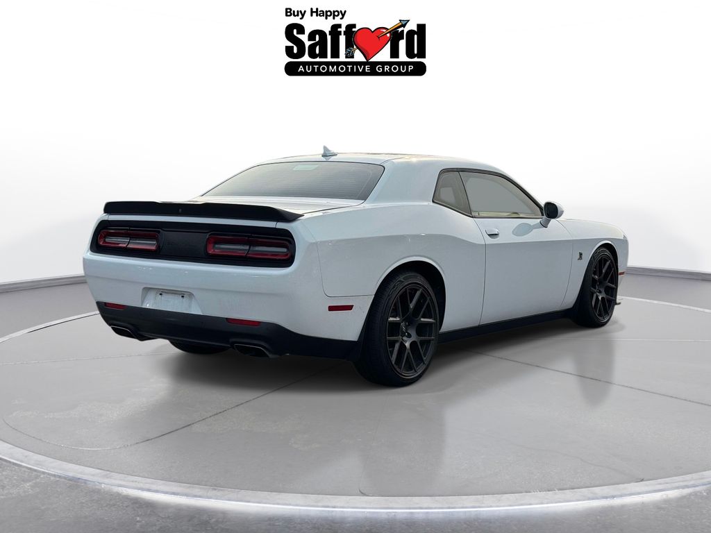 Used 2018 White Dodge R/T Scat Pack image 9