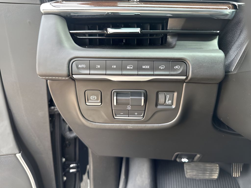 Used Car 2022 Cadillac Escalade  Sport Platinum For Sale Under $70,000 In Austin, Texas