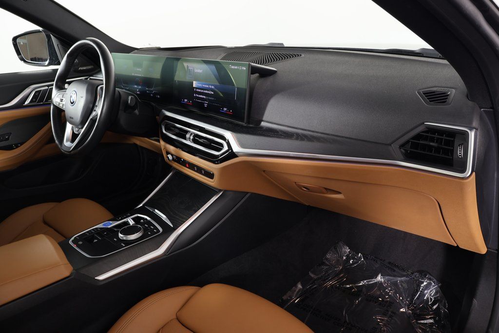Thumbnail: 2023 BMW i4 - 9