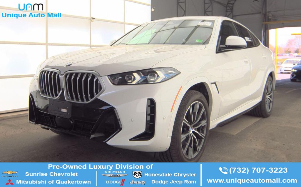 Mineral White Metallic 2026 BMW X6 xDrive40i SUV / Crossover All-Wheel Drive 8-Speed Automatic