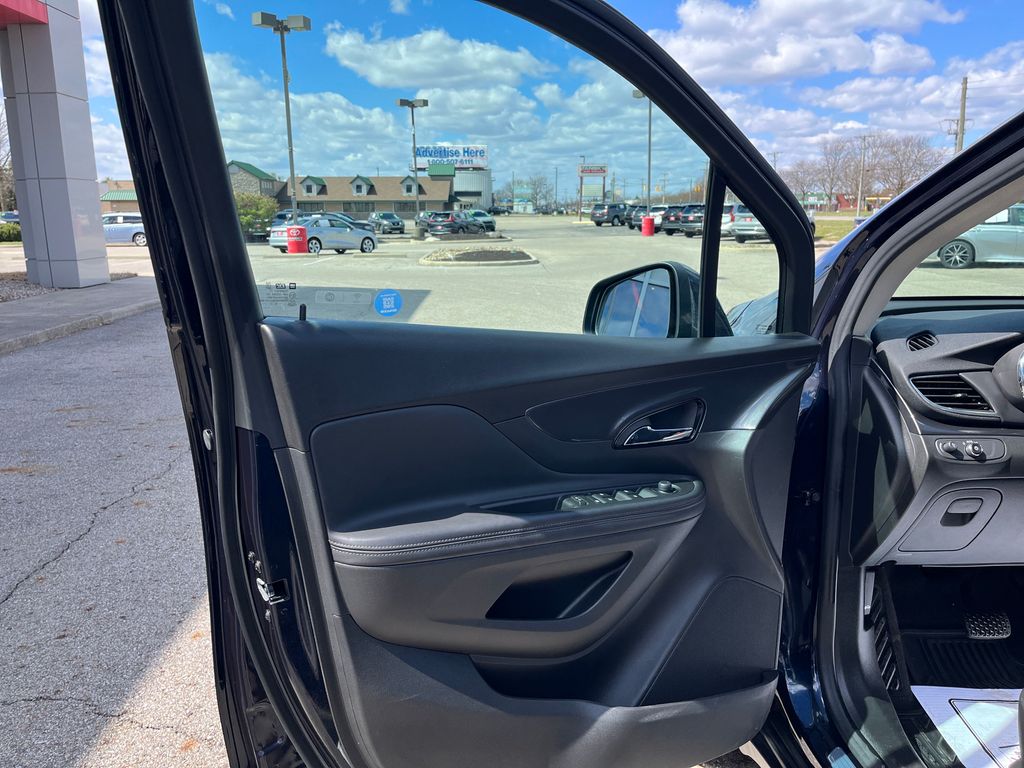 2022 Buick Encore Preferred photo