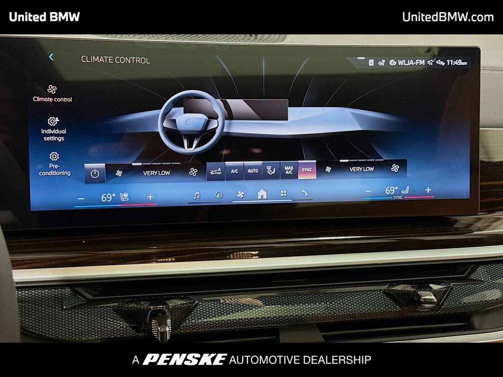 Thumbnail: 2026 BMW X7 - 11