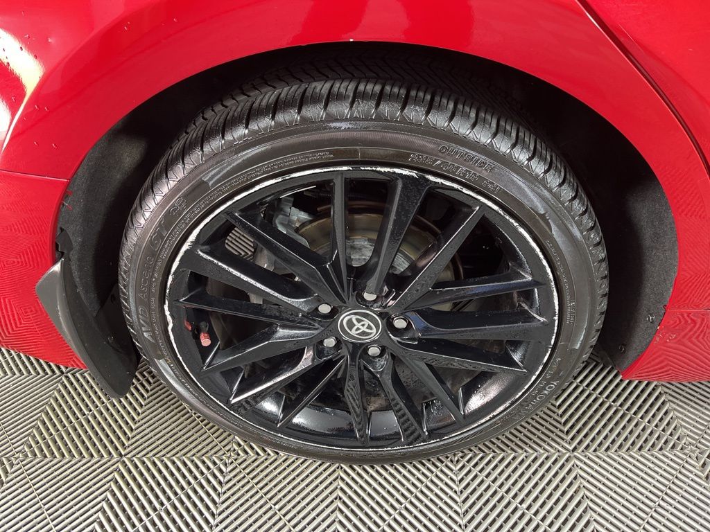 Thumbnail: 2021 Toyota Camry - 12