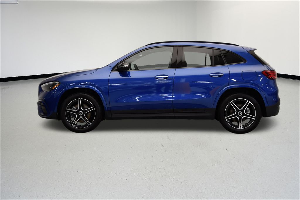 Thumbnail: 2025 Mercedes-Benz GLA - 2