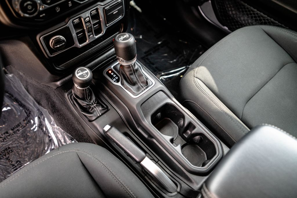 Used 2018 Jeep Wrangler SUV