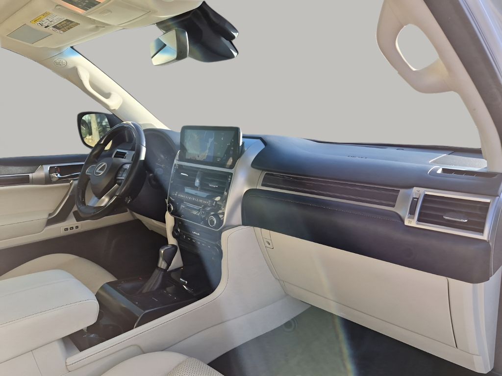 Used 2023 White Lexus 460 Luxury image 14