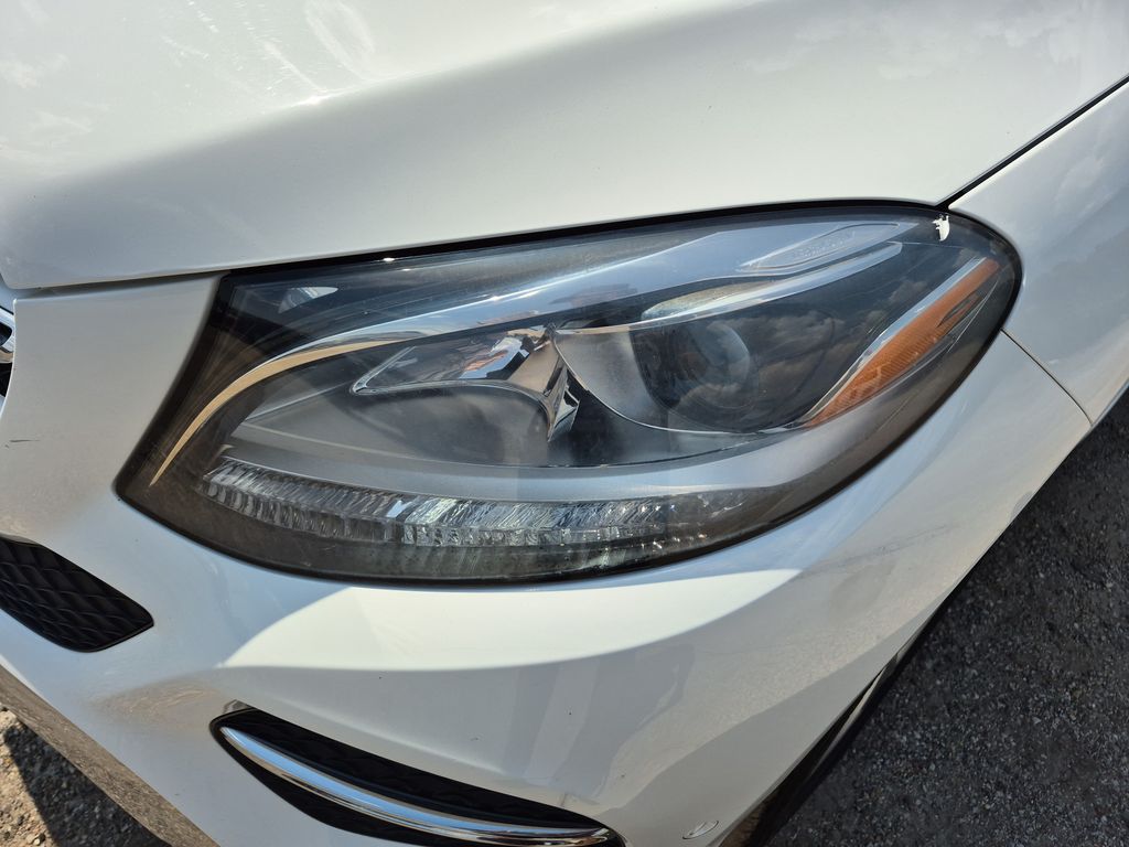 2019 Mercedes-Benz GLE GLE 400 White at Central Houston Nissan