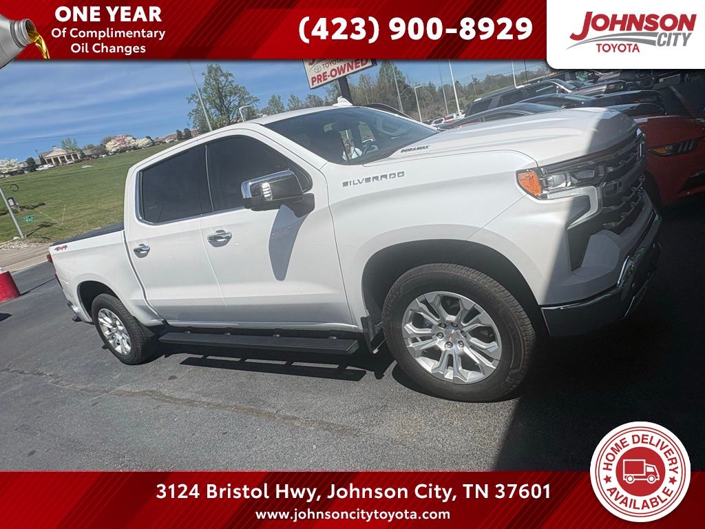 White (Iridescent Pearl Tricoat) 2025 Chevrolet Silverado 1500 LTZ Crew Cab 4WD Pickup Truck Four-Wheel Drive Automatic