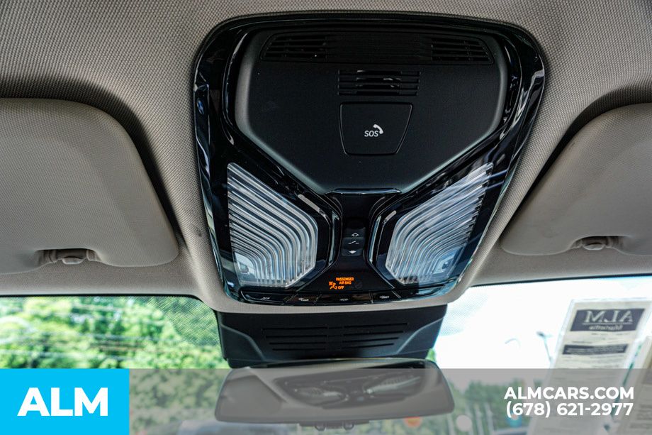 Used 2024 Black BMW xDrive40i image 38