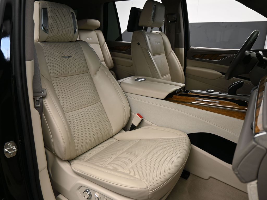 Used 2021 Black Raven Cadillac Sport Platinum image 65