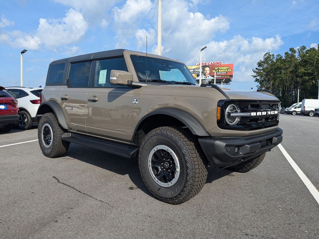 2025 Ford Bronco Outer Banks