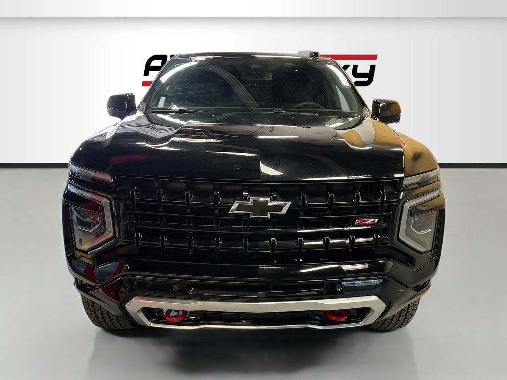 Used 2025 Black Chevrolet Z71 image 2