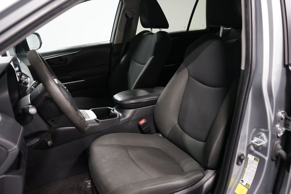 Thumbnail: 2023 Toyota RAV4 - 6