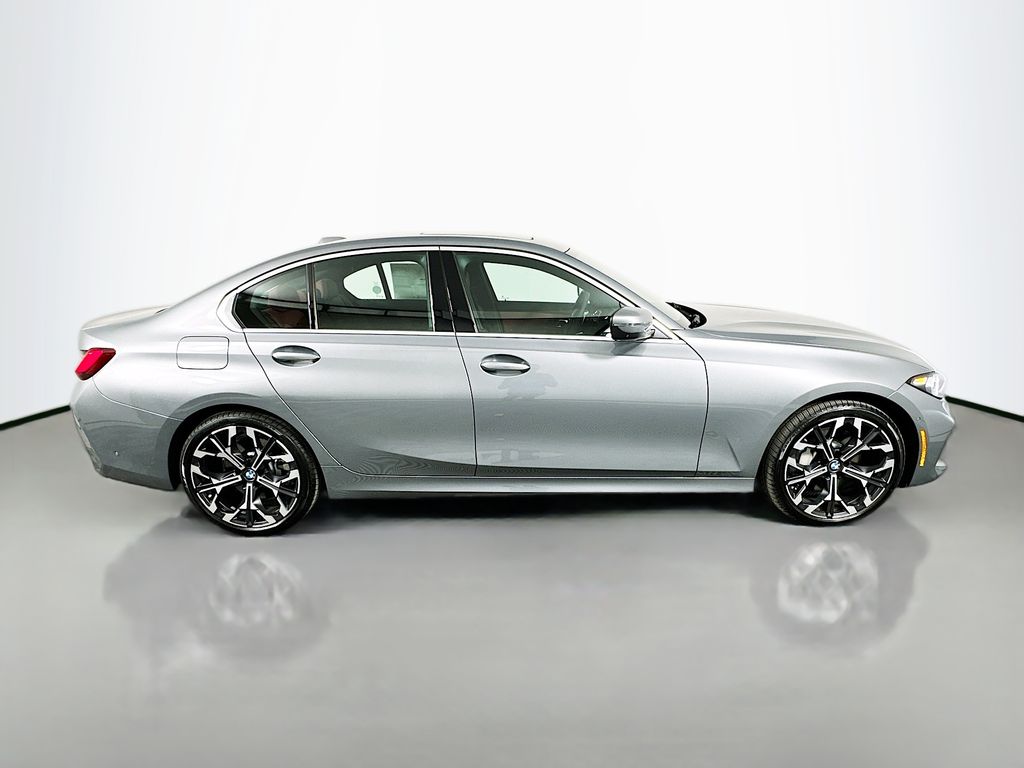 Thumbnail: 2026 BMW 3 Series - 4