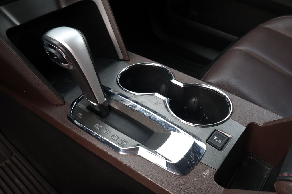 Thumbnail: 2014 Chevrolet Equinox - 16
