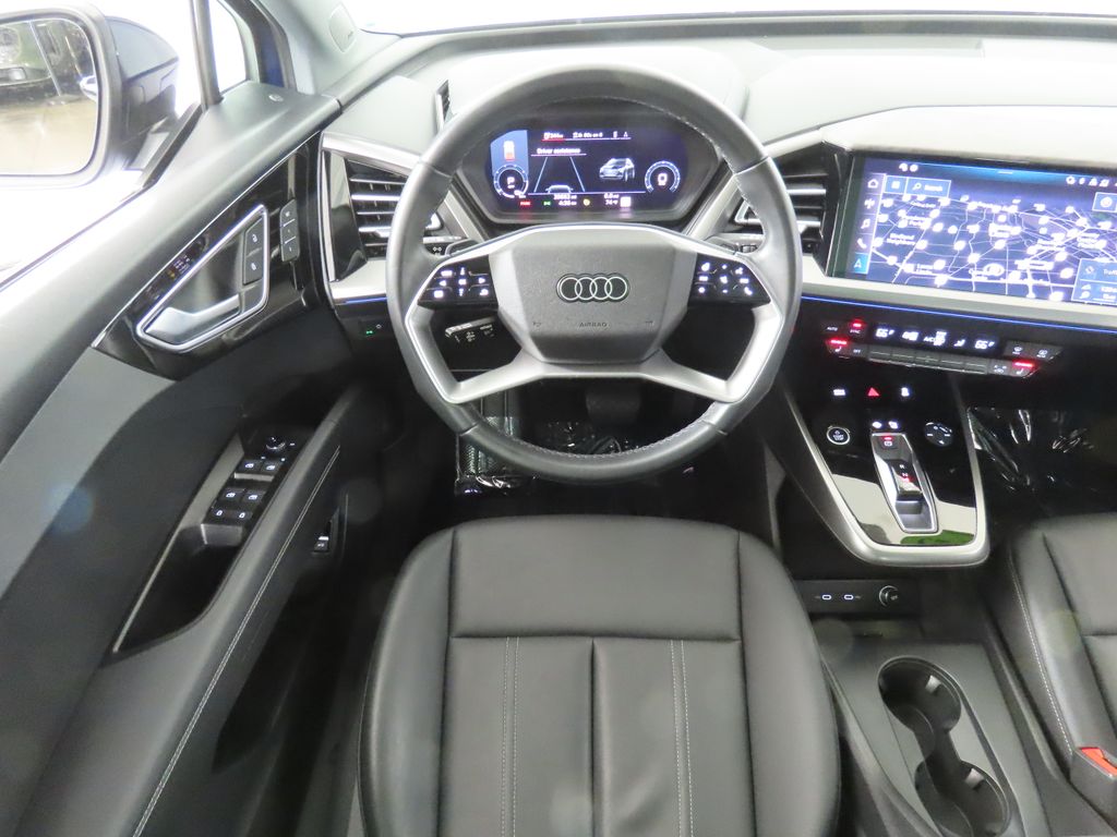 Thumbnail: 2023 Audi Q4 e-tron - 13