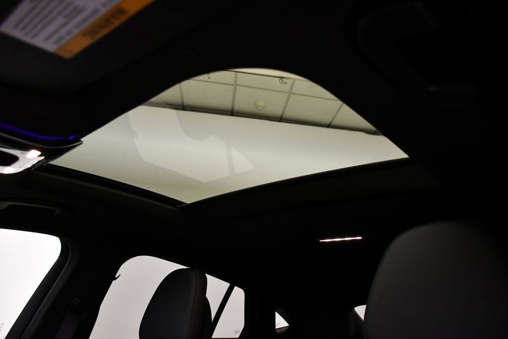 Thumbnail: 2026 Mercedes-Benz GLC - 17