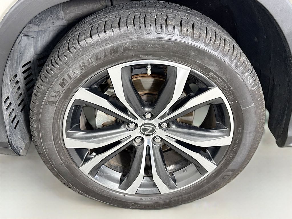 Thumbnail: 2020 Lexus RX - 32