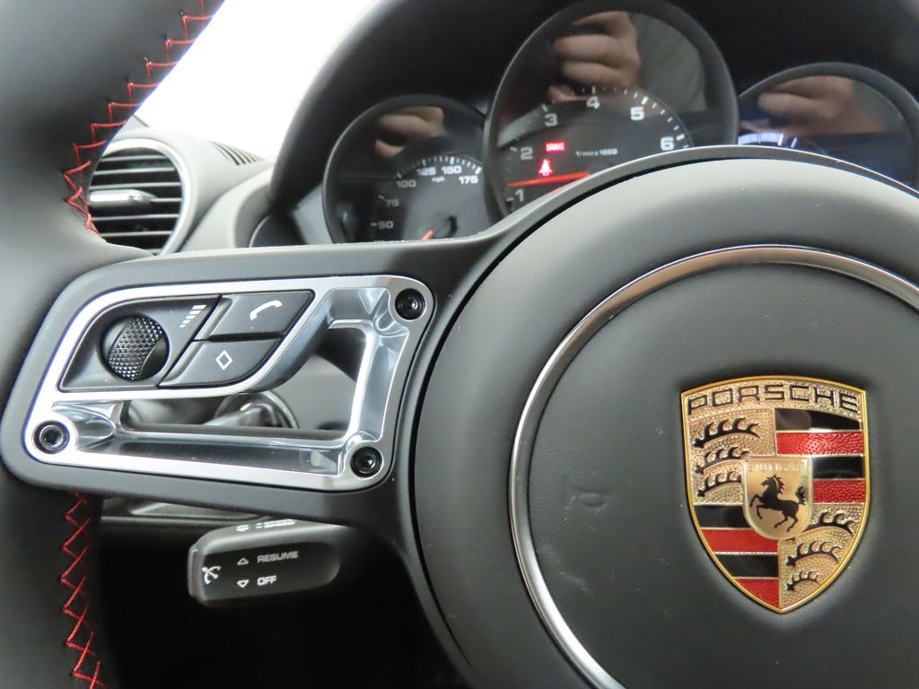 Thumbnail: 2025 Porsche 718 Cayman - 12