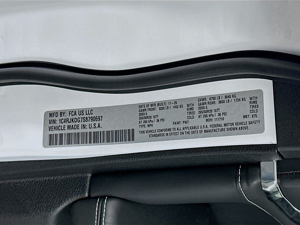 New 2025 White Jeep Overland image 19