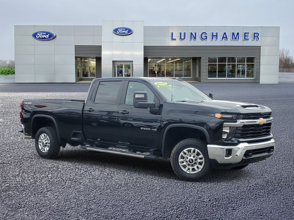 Black 2025 Chevrolet Silverado 2500HD LT Crew Cab 4WD Pickup Truck Four-Wheel Drive Automatic