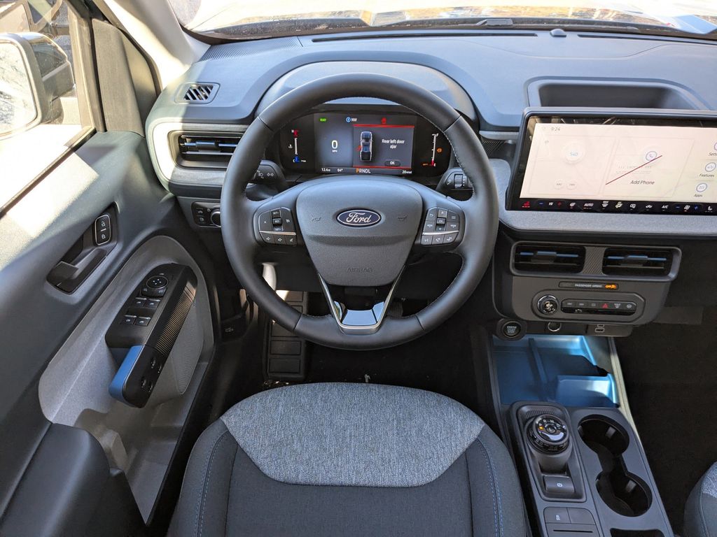 2025 Ford Maverick XLT