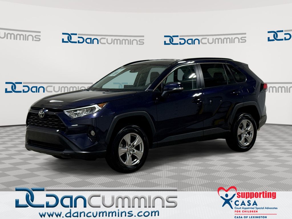  2022 Toyota RAV4 XLE FWD   