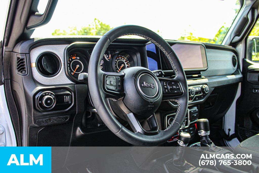 Used 2025 White Jeep Willys image 22