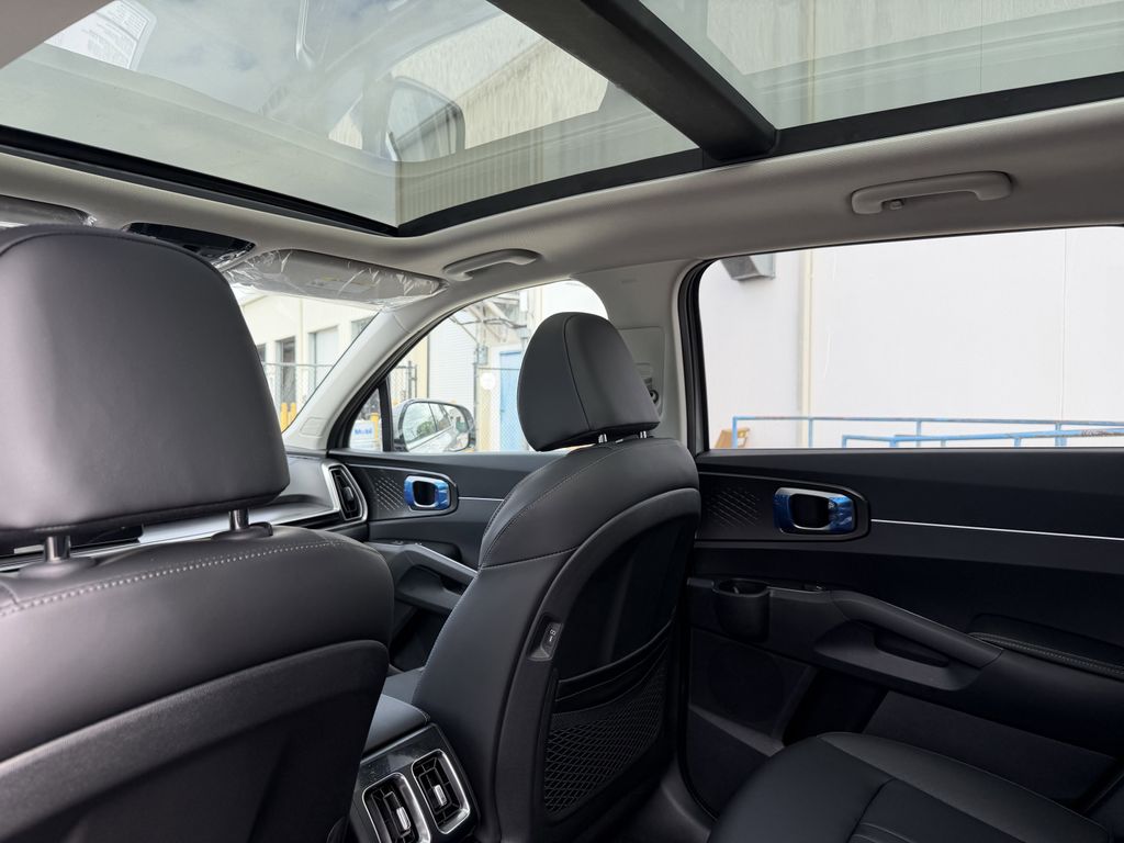 new 2026 Kia Sorento car, priced at $33,591