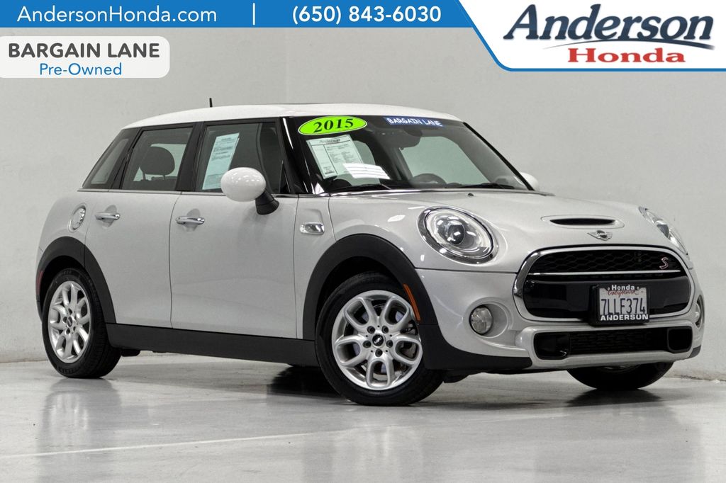 White Silver 2015 MINI Cooper Hatchback Front-Wheel Drive 6-Speed Automatic