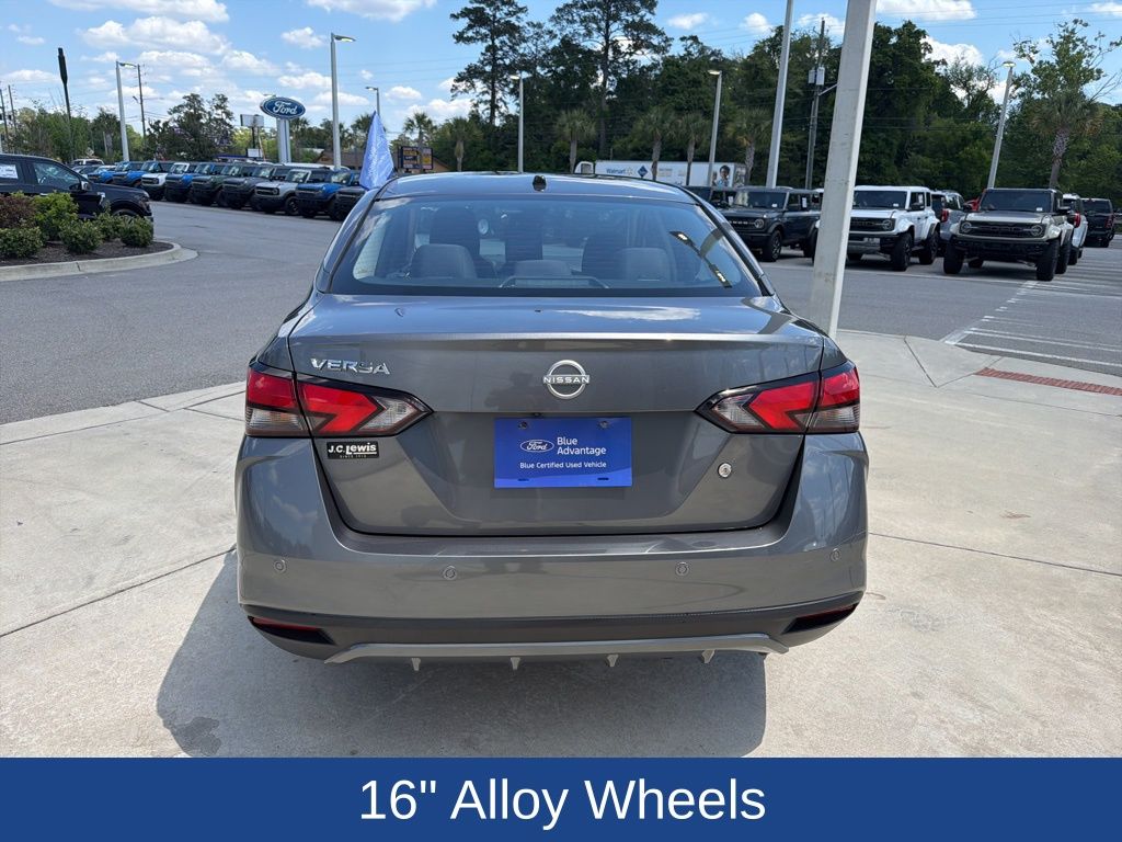 2024 Nissan Versa 1.6 S