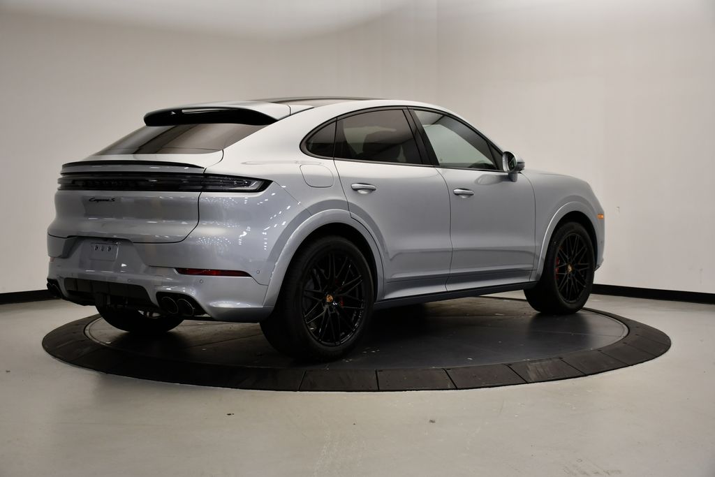 Thumbnail: 2026 Porsche  - 7