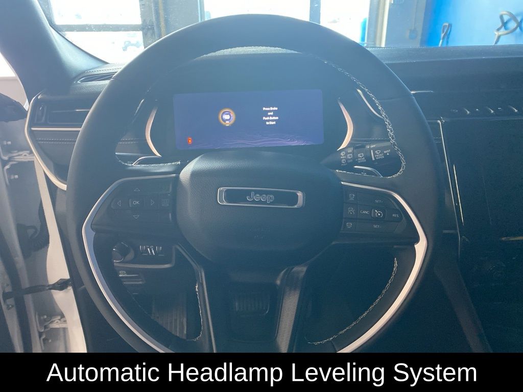 Used 2024 White Jeep Altitude X image 6