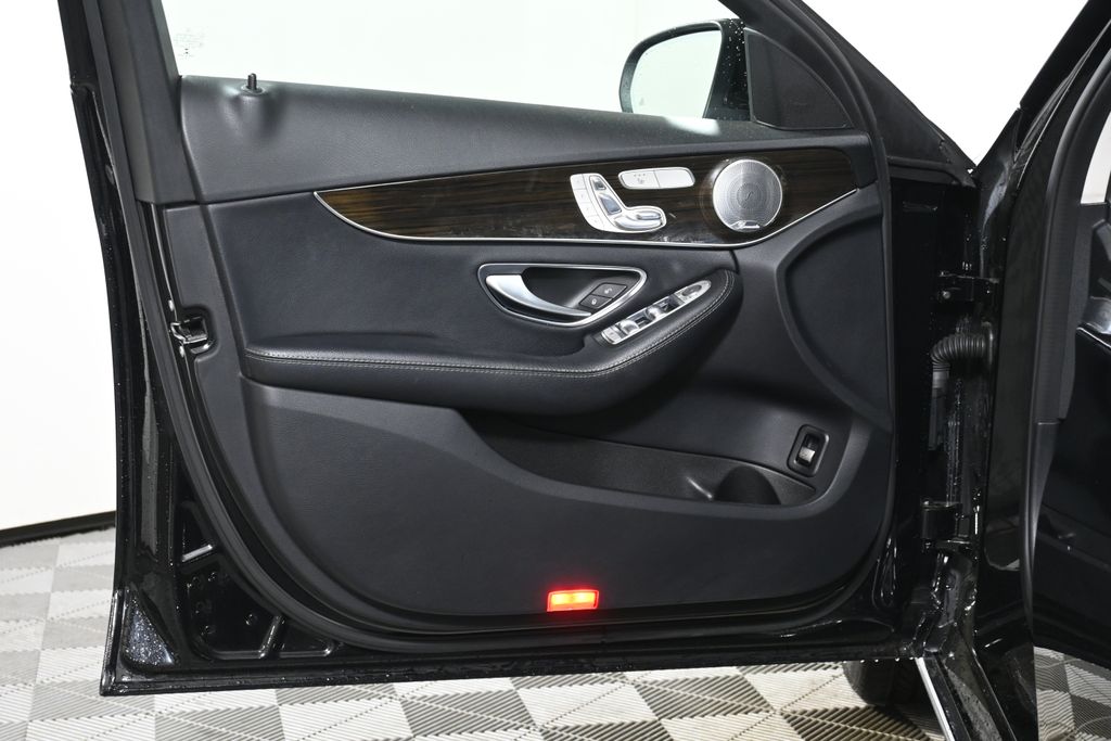 2018 Mercedes-Benz C-Class C 300 29